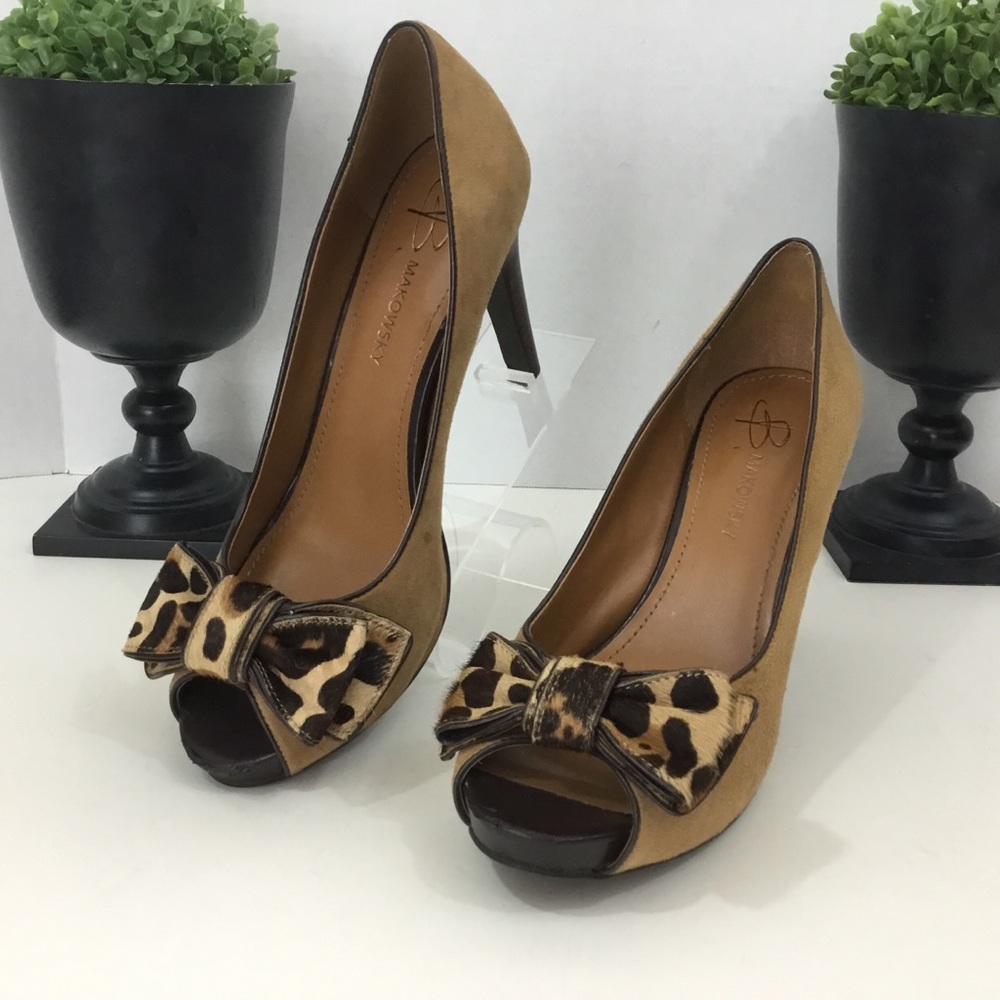 B Makowsky Tan Suede Heels, 8 1/2M